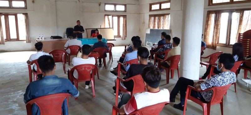 Dr Zuben Kikon addressing the programme of youth leaders meeting on Poshan Maah held at the Conference Hall of the District Planning and Machinery office, Wokha on September 7. (DIPR Photo) 